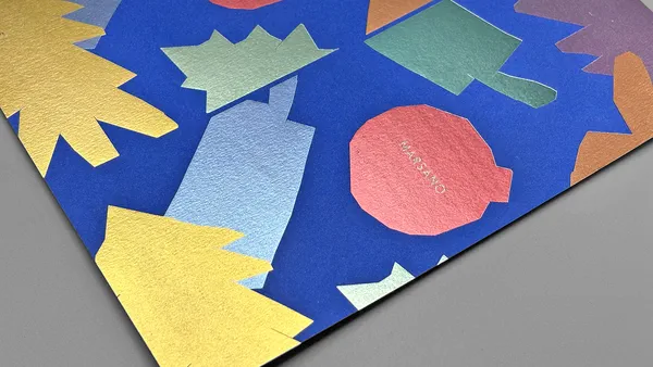 Gestanzte Papierformen in bunten Farben – Stanzprodukte der Druckerei X-Press Berlin